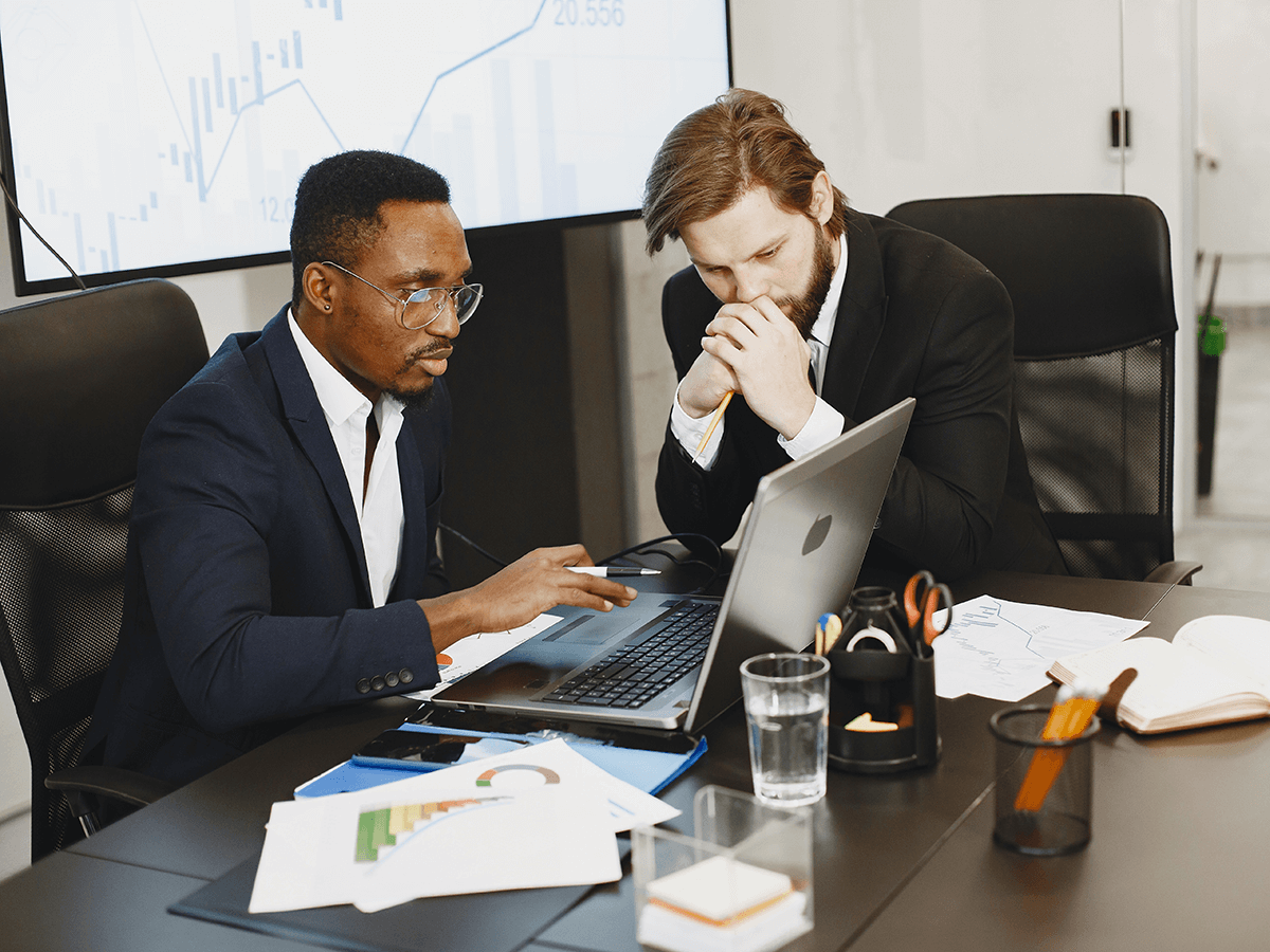 Professionals using SMART key performance indicators.